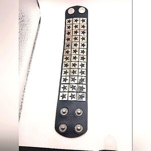 Star  Triple Row Black Vegan   Leather Bracelet New